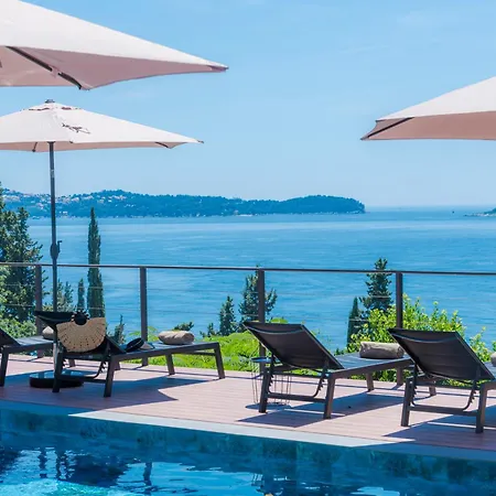 Villa Hortensia-With Private Pool And Beaches Front-3